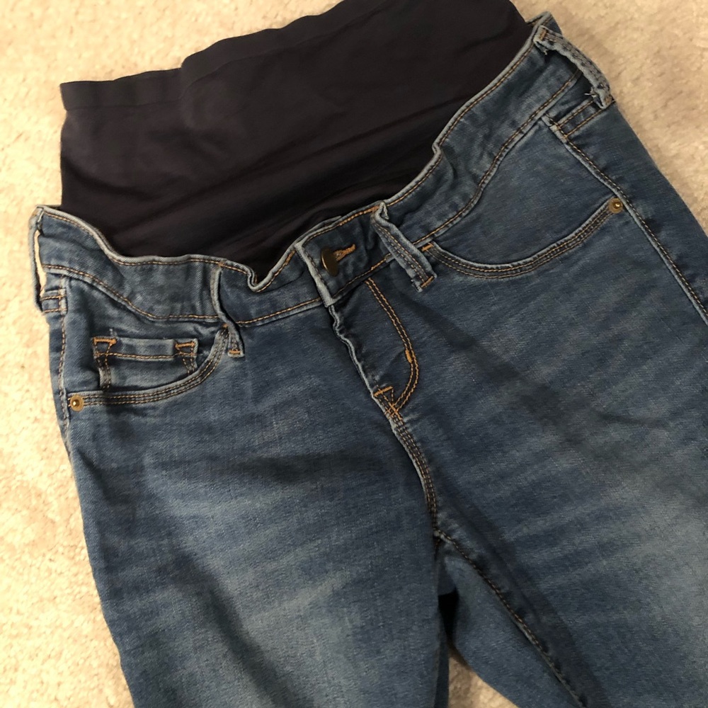 Old Navy rockstar super skinny maternity jeans